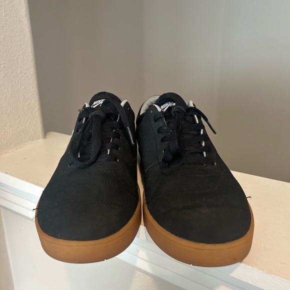 Nike SB Rabona Low Black Gum Bottom 553694-013 Mens US Size 13 Sneaker Shoes - Picture 7 of 9